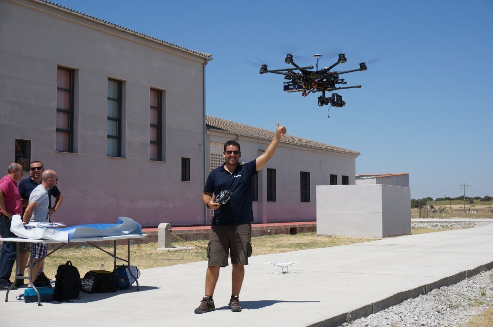 entrevista reportaje canal extremadura formacion piloto drones curso rpas adismonta air drone view mydofly ato aesa fomento badajoz caceres montanchez informativo (26)