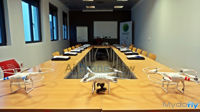 air drone view www.airdroneview.com curso oficial piloto rpas plasencia sexpe feval mydofly ato drones operador extremadura españa (1)a