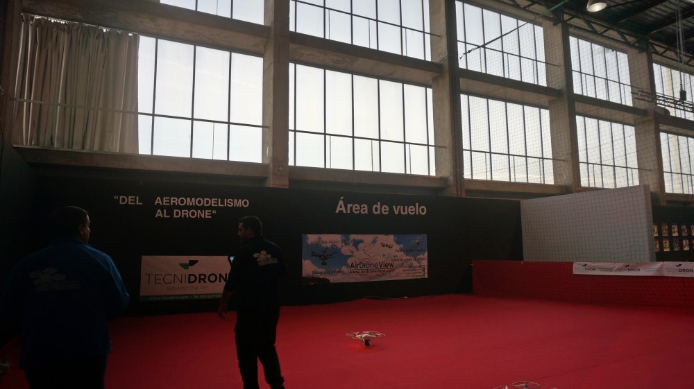 aeromodelismo dron air drone view www.airdroneview.com drones rpas uav españa expo ifeba badajoz portugal fehispor 2015 exhibicion exposicion profesional badajoz merida caceres extremadura (6)