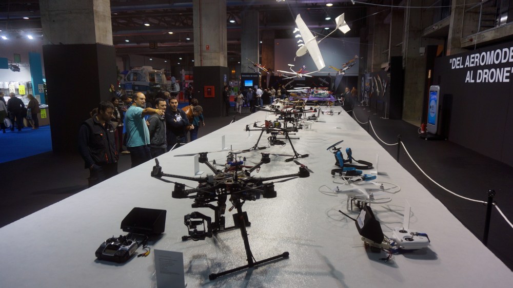 aeromodelismo dron air drone view www.airdroneview.com drones rpas uav españa expo ifeba badajoz portugal fehispor 2015 exhibicion exposicion profesional badajoz merida caceres extremadura (35)