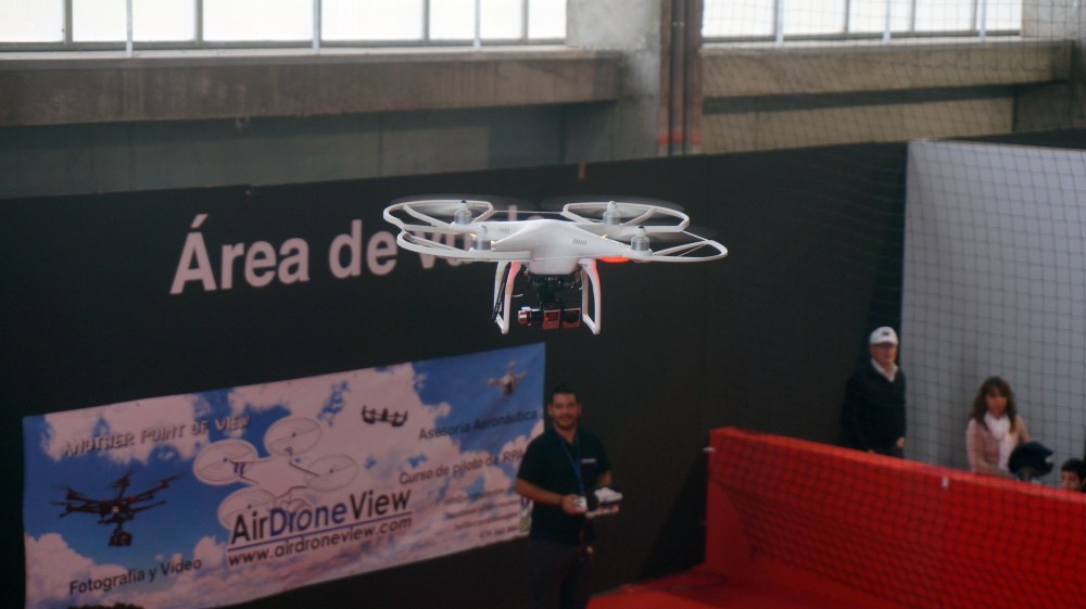 aeromodelismo dron air drone view www.airdroneview.com drones rpas uav españa expo ifeba badajoz portugal fehispor 2015 exhibicion exposicion profesional badajoz merida caceres extremadura (114)