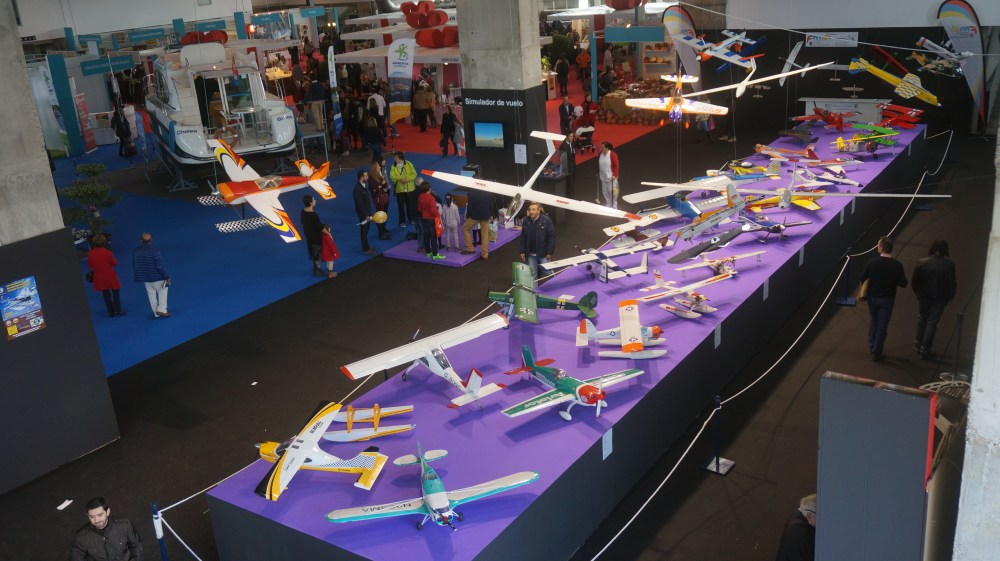 aeromodelismo dron air drone view www.airdroneview.com drones rpas uav españa expo ifeba badajoz portugal fehispor 2015 exhibicion exposicion profesional badajoz merida caceres extremadura (121)