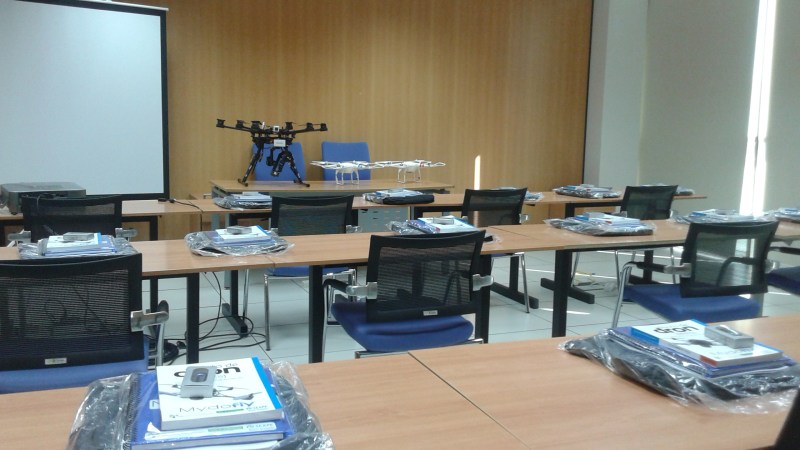 3, 2, 1 para el arranque del curso oficial de pilotos de RPAS en Don Benito,&nbsp;Badajoz