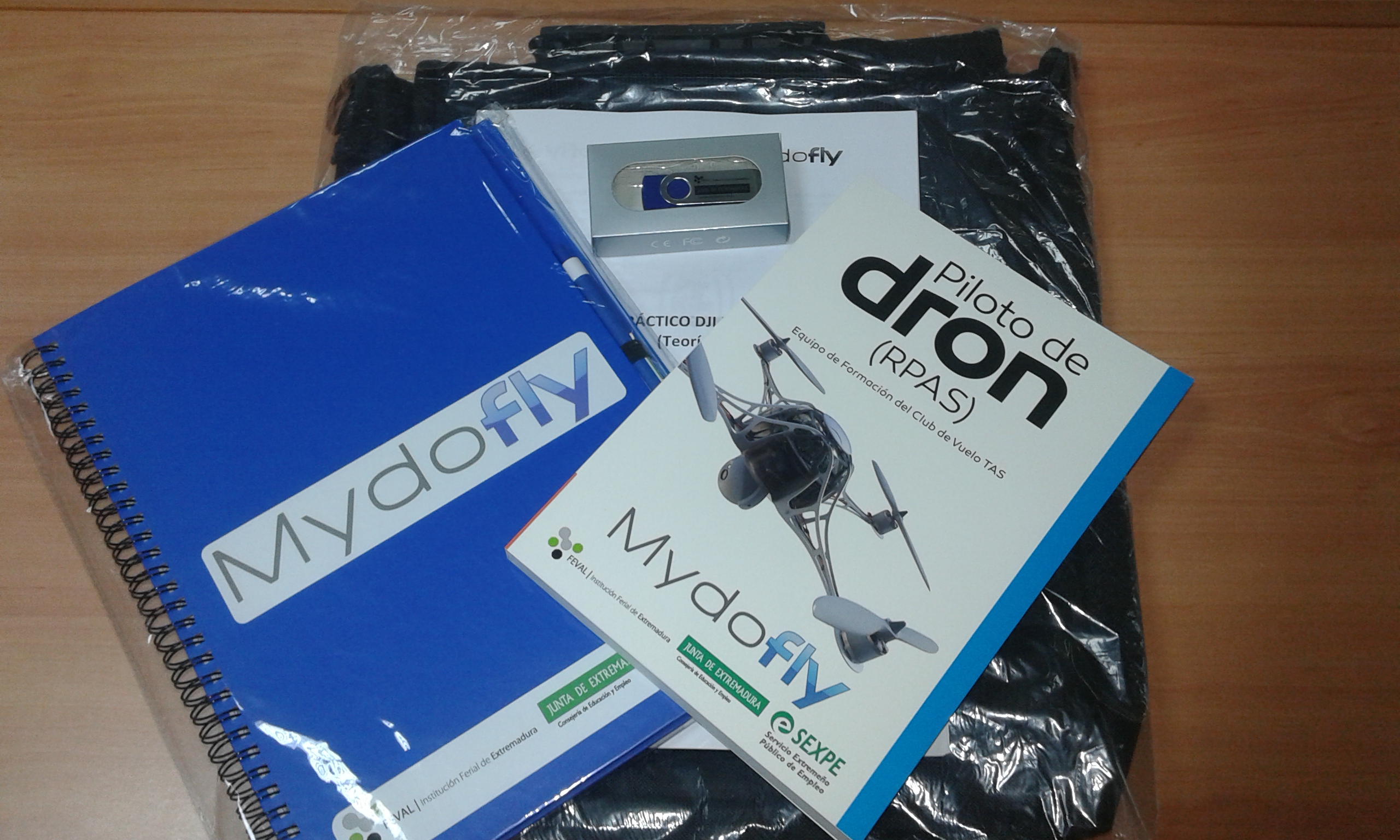 curso oficial piloto de drones rpas mydofly airdroneview feval agrotech drones dron extremadura badajoz trabajos aereos formacion de drones pilotos de drones (4)