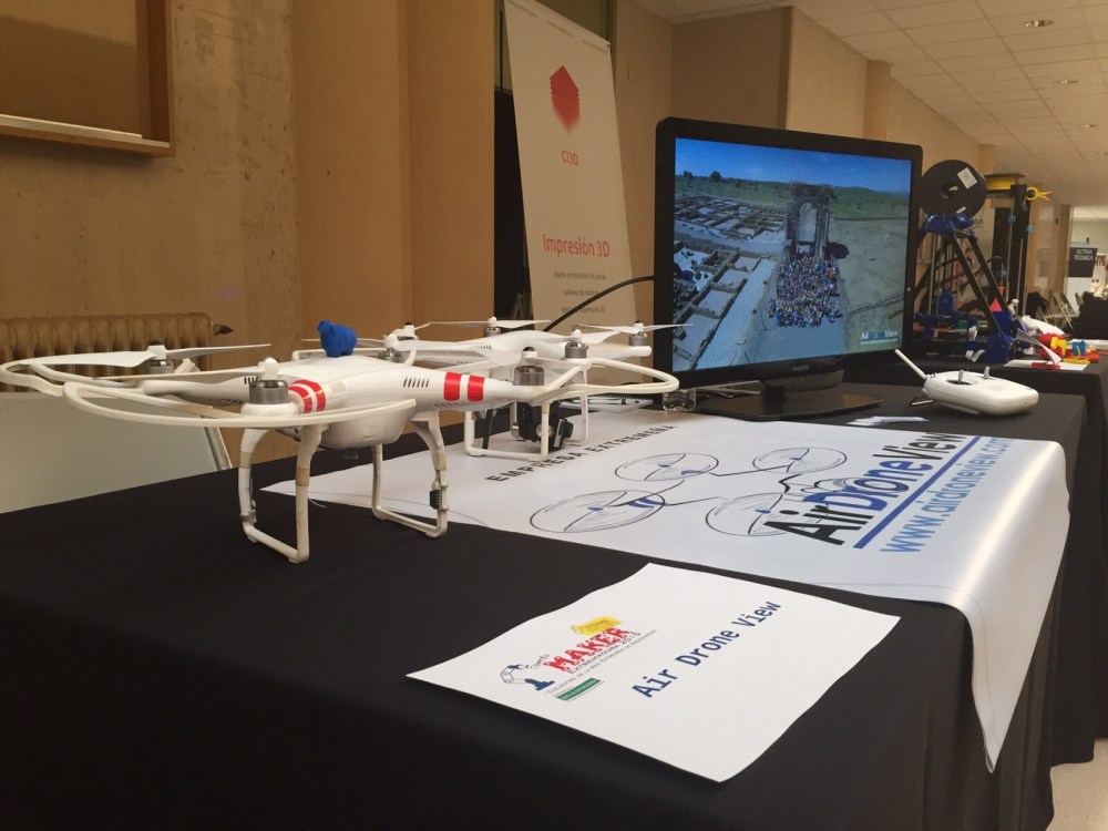 maker extremadura evento caceres makin empresas sector 3d proyectos fab lab demostracion charla exposicion air drone view www.airdroneview.com junta extremadura (6)