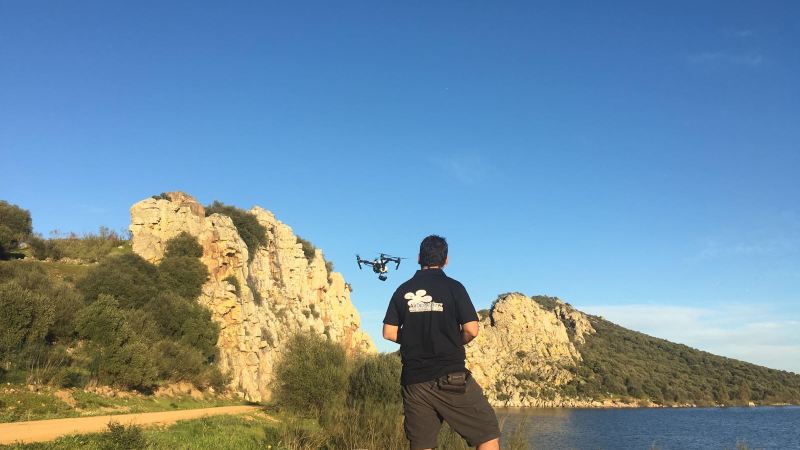 Un dia aquí y otro allí Un dia aquí y otro allí