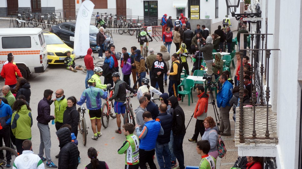 skoda titan xtrem tour tentudia drones reportaje video foto aereo tierra documental deporte btt extremadura españa carrera badajoz air drone view filmacion profesional fjyd (12)