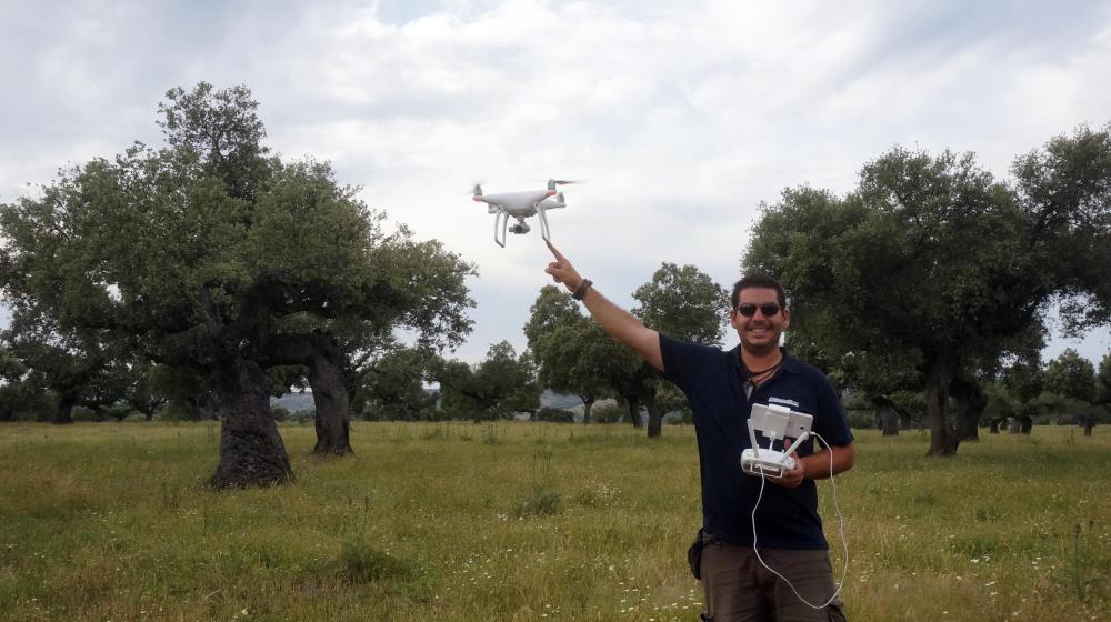 air drone view dji phantom 4 operadores drones legal aesa badajoz extremadura a vista de pajaro caceres vuelos aire  (4)