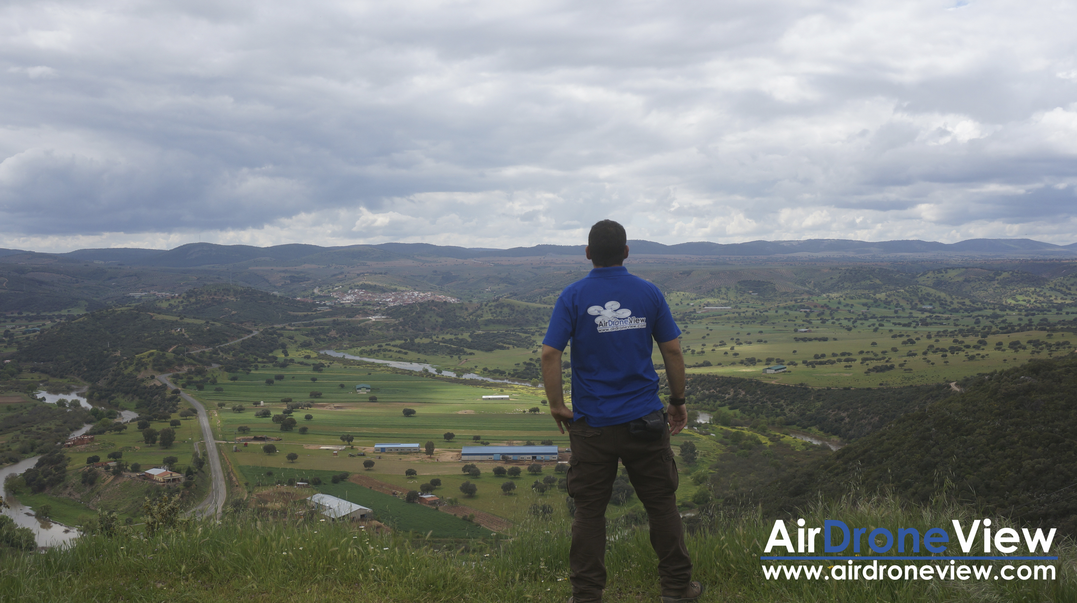 air drone view expedicion aborigen caminos del guadiana rio aventura dron drone badajoz portugal españa caceres descenso canal extremadura rtve extremadura ciudad real daimiel  (12)