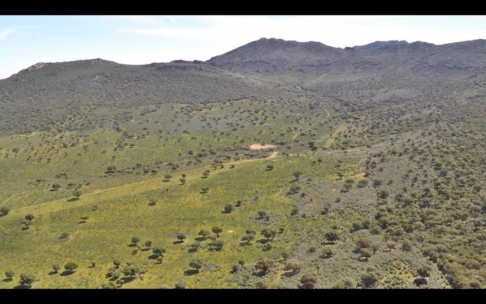 air drone view grabacion aerea badajoz aereo extremadura cabeza del buey aesa (4)
