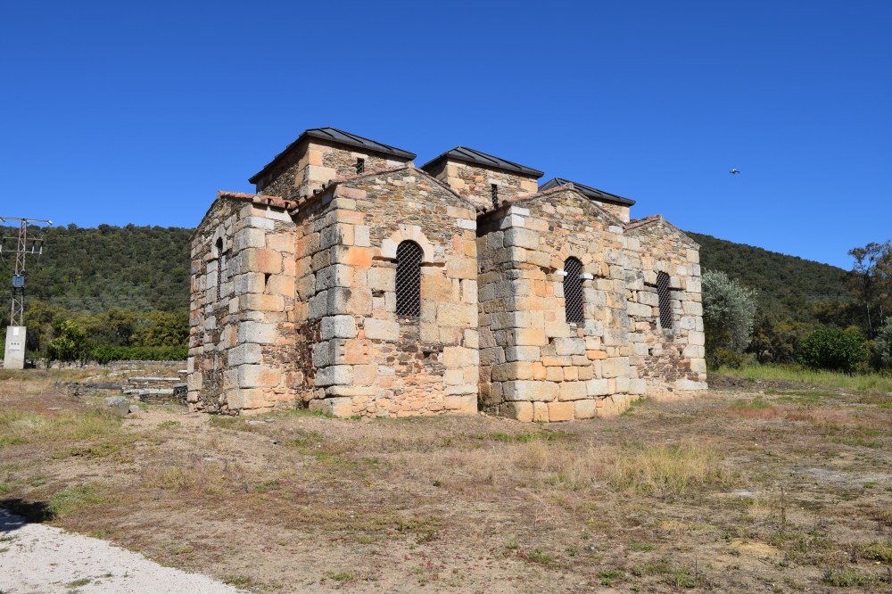 air drone view www.airdroneview.com aereo vuelo drones patrimonio desde el aire santa lucia del trampal alcuescar caceres badajoz junta de extremadura fotogrametria levantamiento (1)