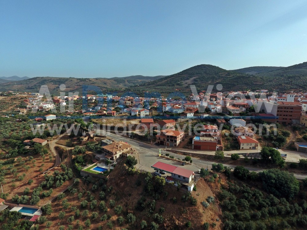 aereo foto air drone view badajoz drones rpas operadores legal documental villuercas ibores guadalupe virgen augustobriga video aire television serie reportaje extremadura caceres (7)