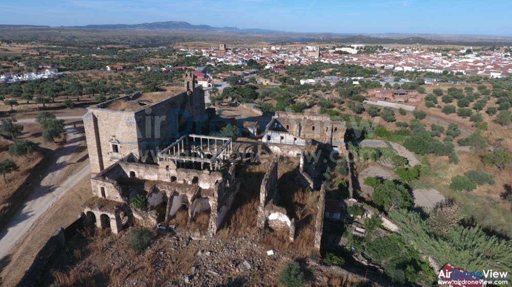 convento san antonio padua lista roja patrimonio garrovillas de alconetar air drone view www.airdroneview.com documental extremadura españa operador drones empresa badajoz caceres (1)