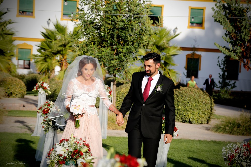 air-drone-view-www-airdroneview-com-boda-balneario-raposo-reportaje-video-foto-drones-camara-profesional-novio-novia-aire-libre-evento-extremadura-badajoz-caceres-zafra-merida-8a