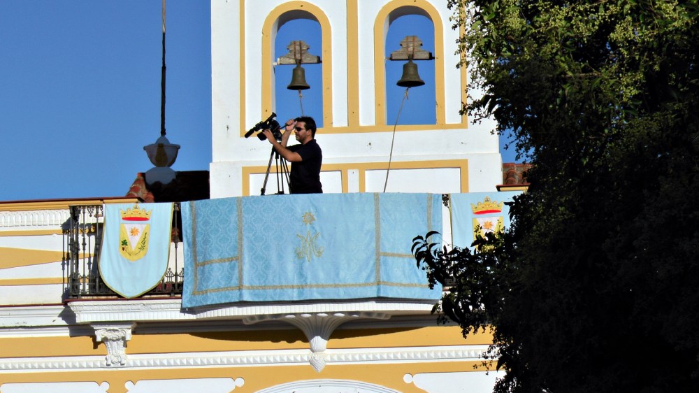 air-drone-view-www-airdroneview-com-reportaje-video-profesional-foto-drones-extremadura-espana-ejercito-brimz-xi-santos-maimona-jura-bandera-1