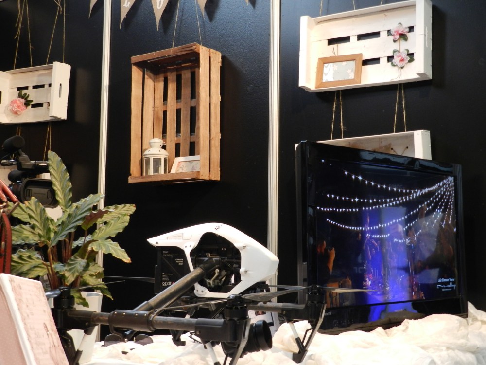 expobodas-2016-stand-air-drone-view-www-airdroneview-com-drones-reportaje-video-foto-aereo-profesional-badajoz-extremadura-caceres-merida-plasencia-boda-eventos-8