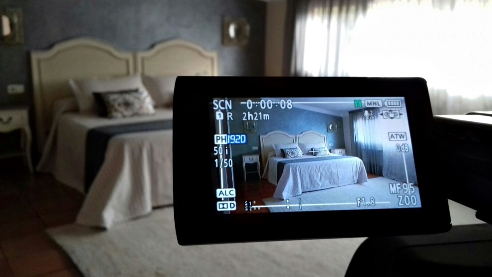 filmacion-casa-rural-spot-publicitario-video-drones-valle-del-jerte-extremadura-air-drone-view-www-airdroneview-com-empresa-publicidad-otono-espana-rio-cascada-montana-28