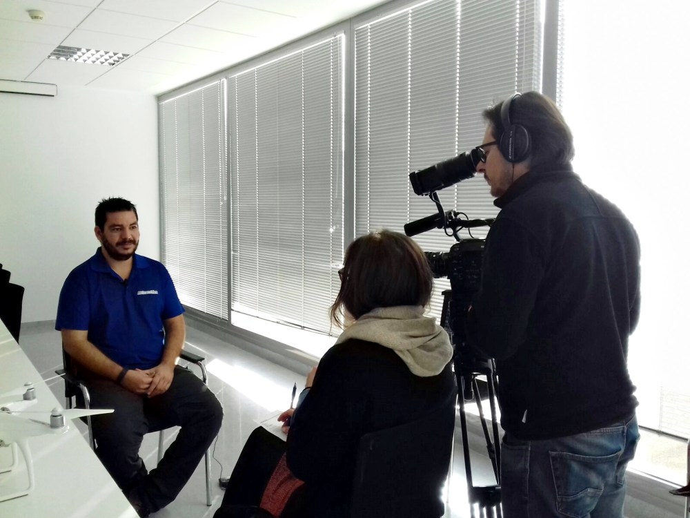 entrevista-air-drone-view-www-airdroneview-com-extremadura-drones-rpas-uav-espana-plan-de-empresa-canal-tv-mara-jose-drones-contratar-1